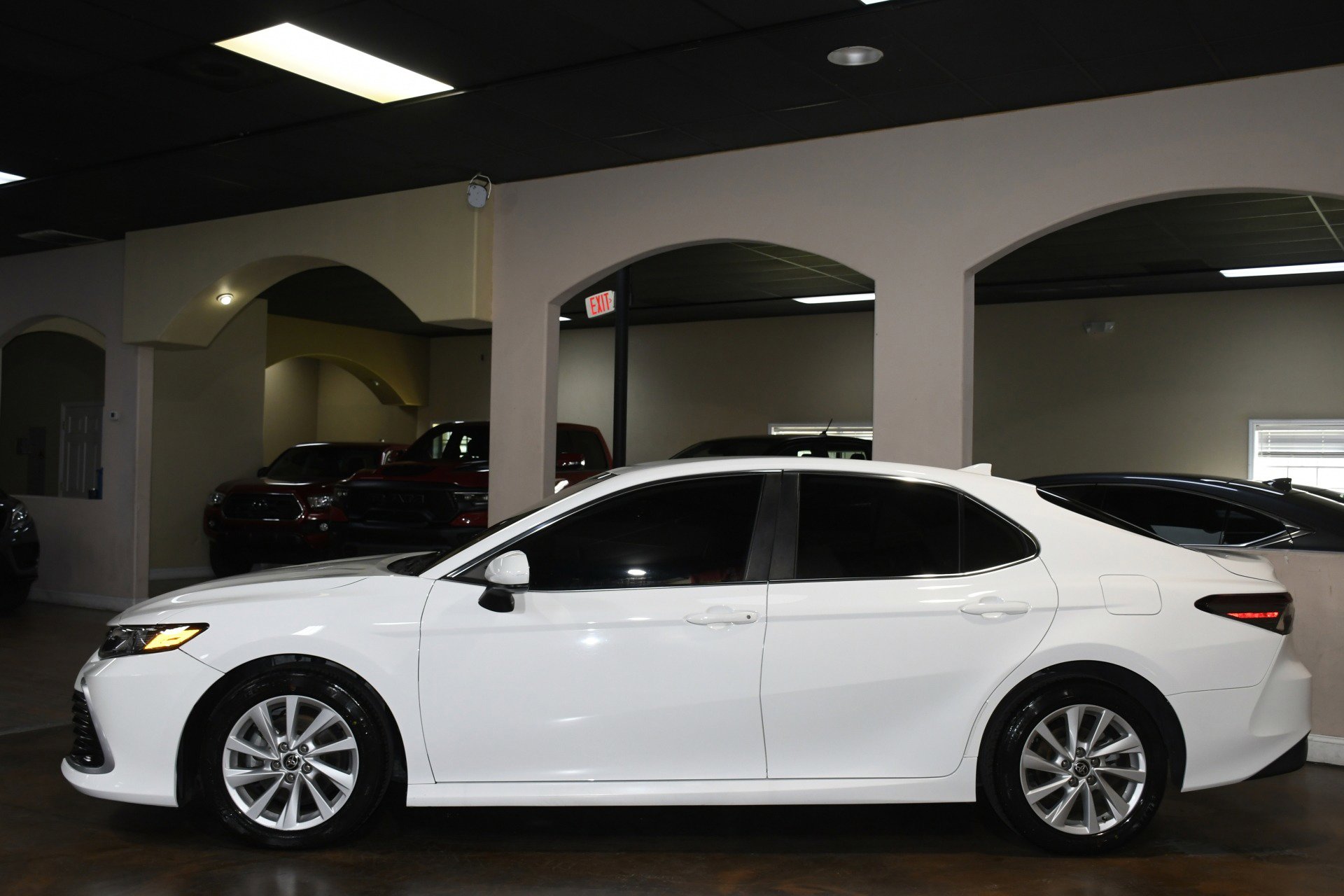 Used 2021 Toyota Camry LE image 51