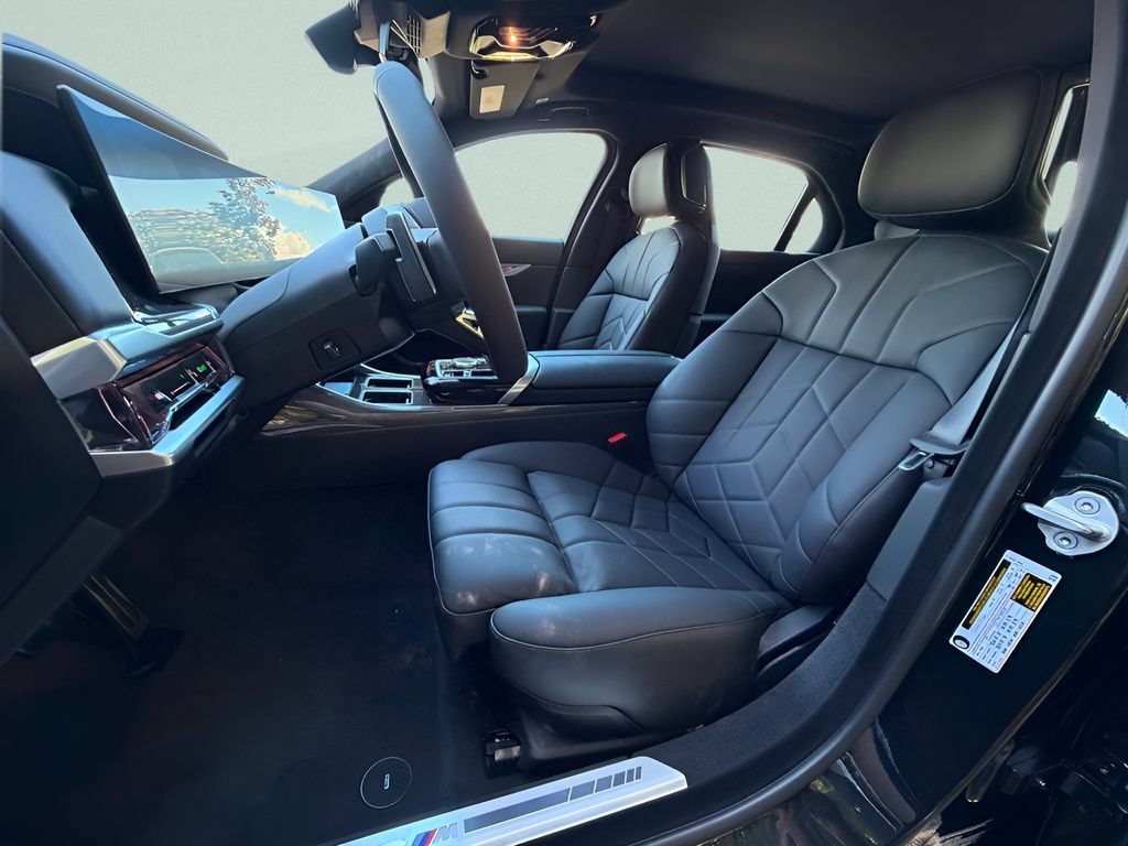 New 2026 BMW 740i w/ Executive Package RWD image 10