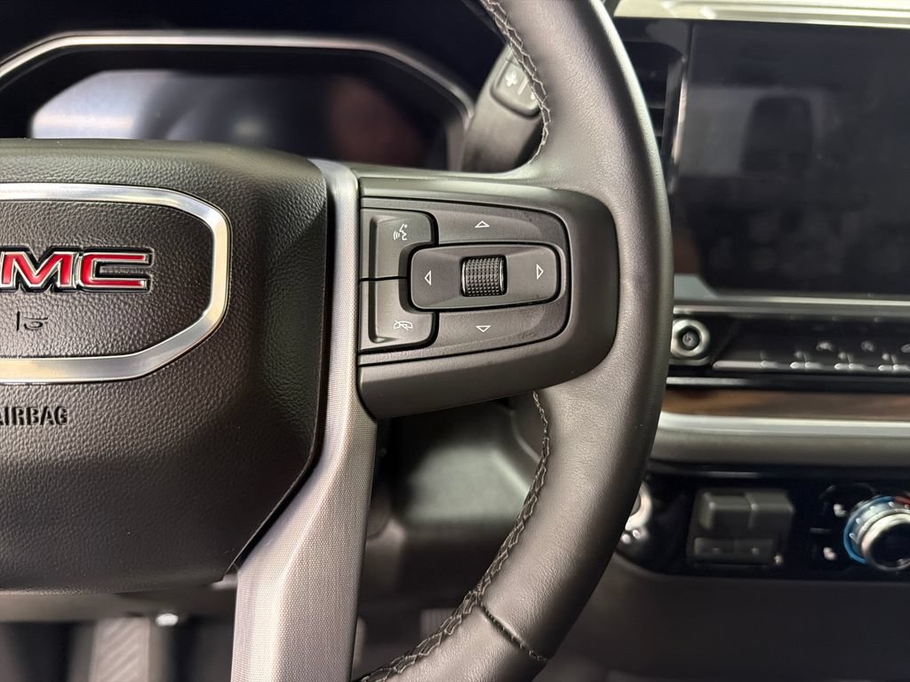 Used 2026 GMC Sierra 1500 SLT AWD/4WD image 22