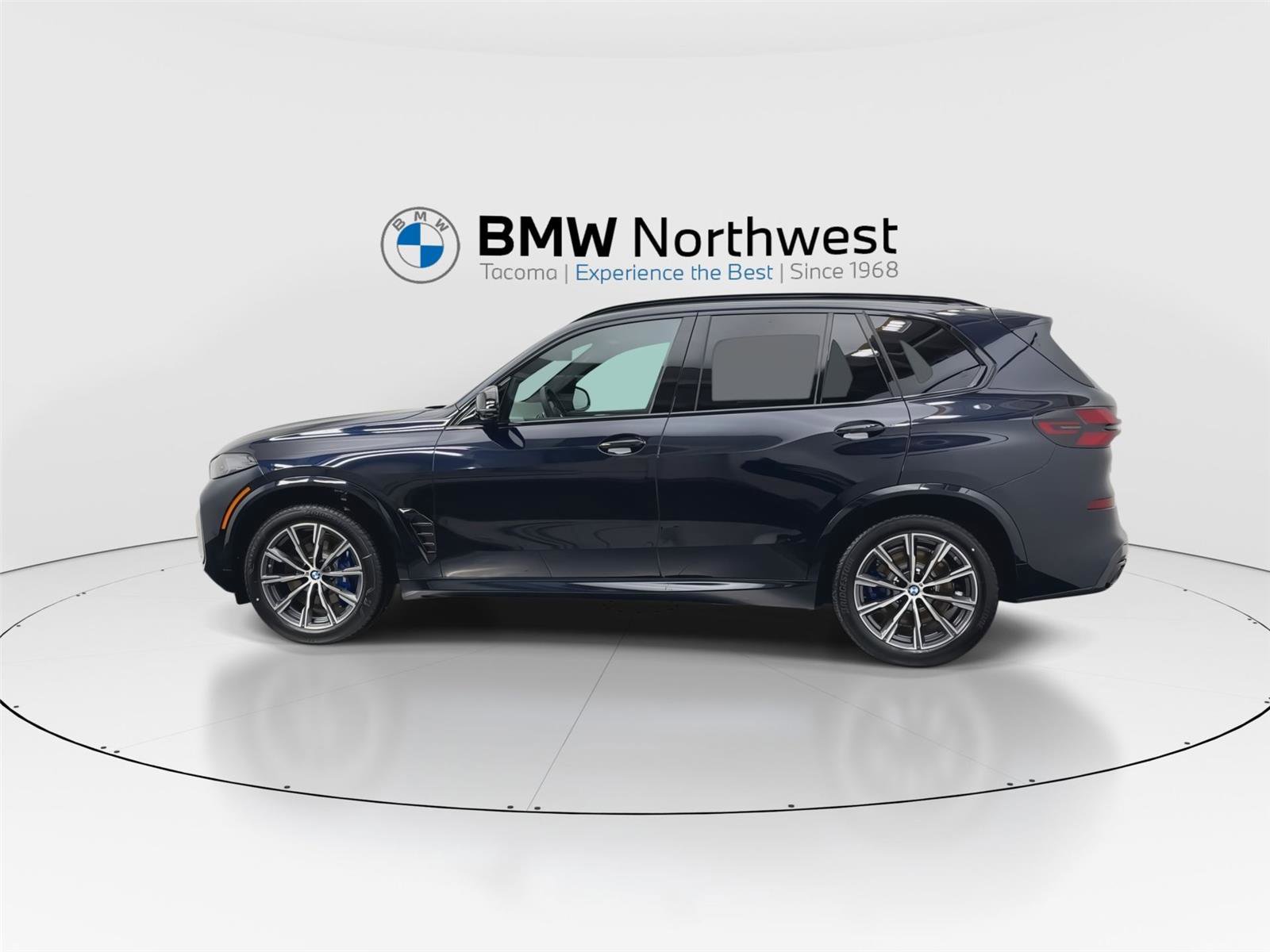 New 2026 BMW X5 M60i image 11