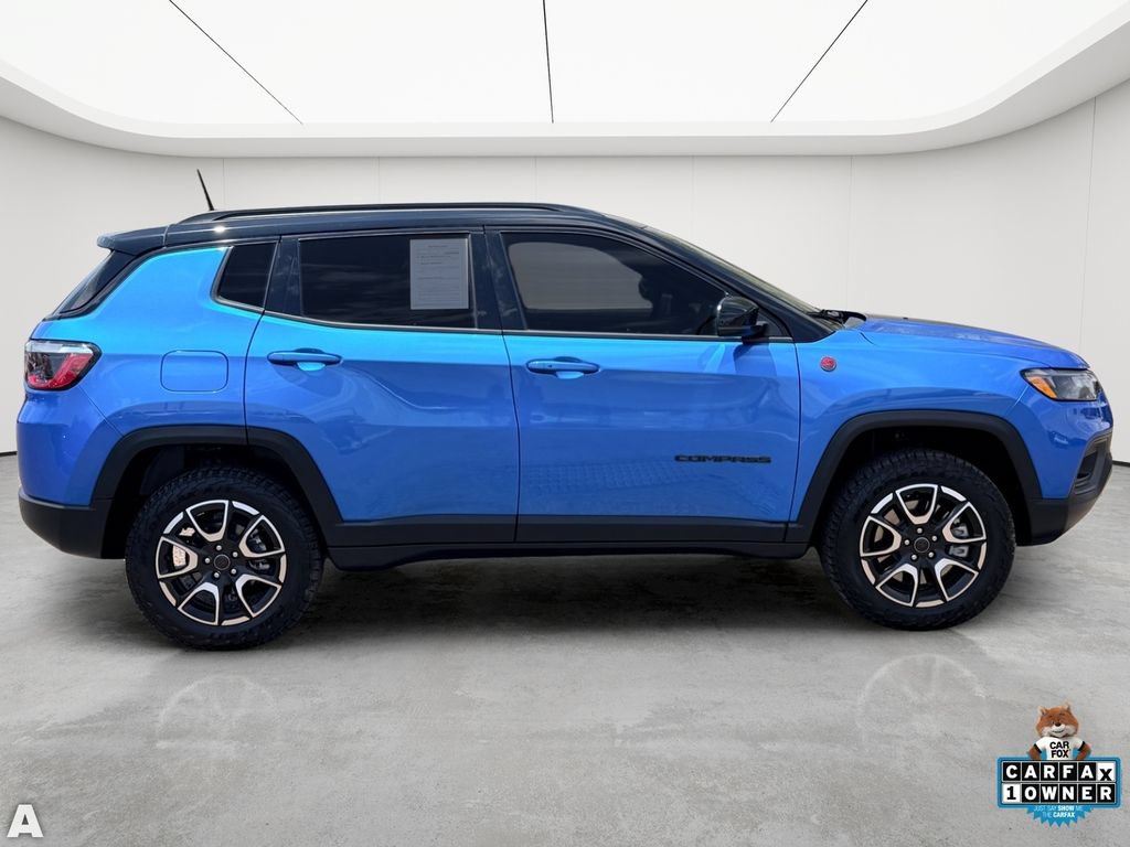 Certified 2026 Jeep Compass Trailhawk AWD/4WD image 7