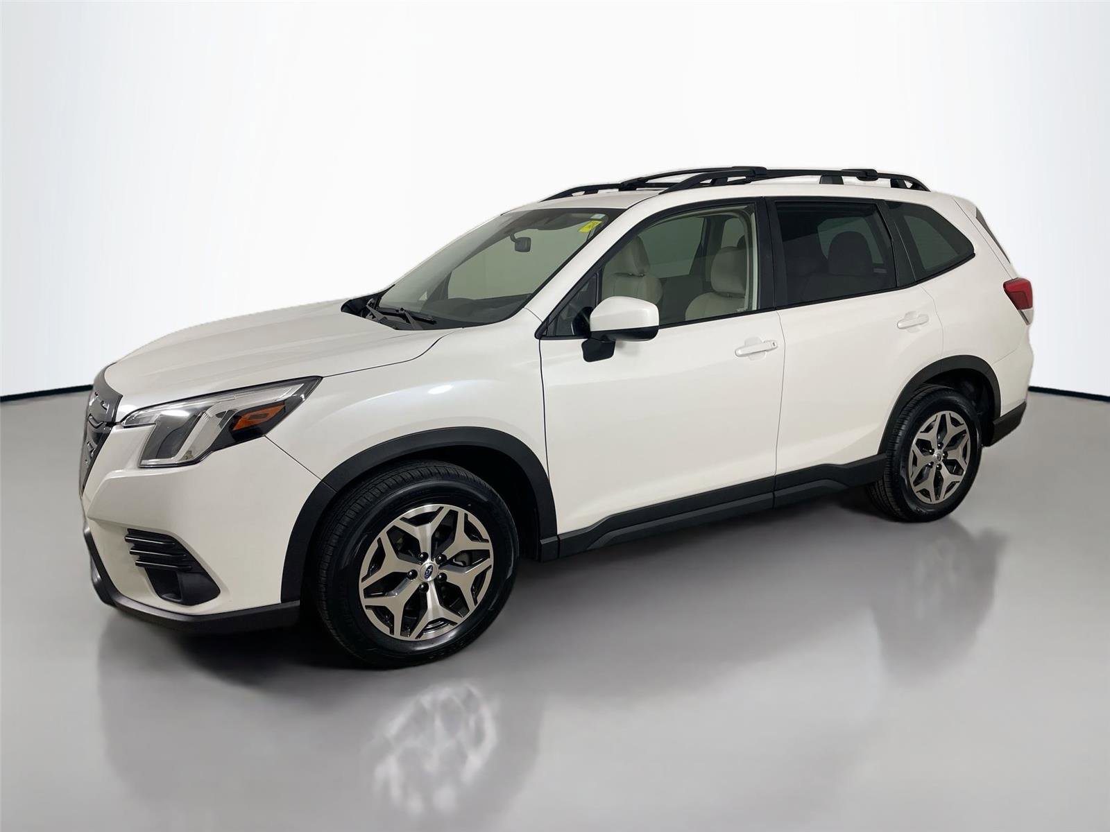 Used 2023 Subaru Forester Premium AWD/4WD image 8