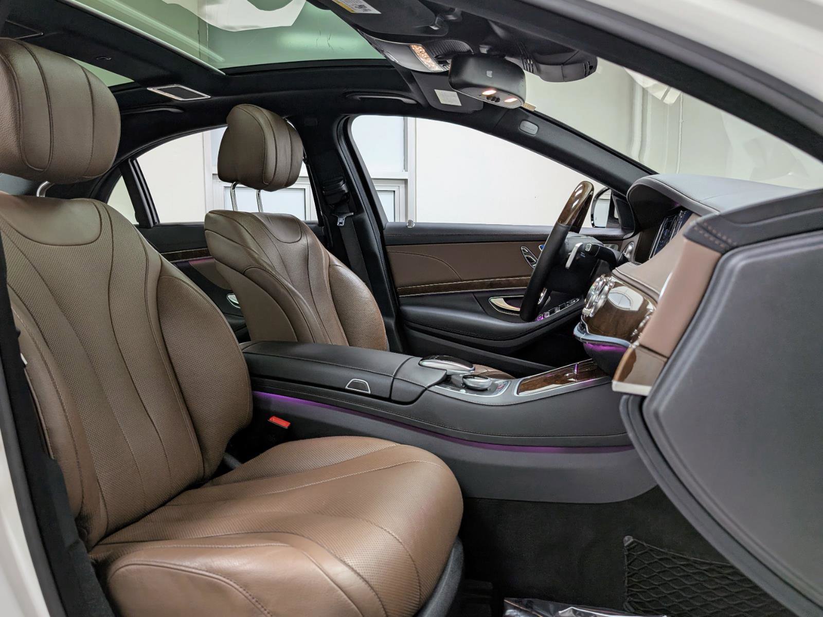 Used 2016 Mercedes-Benz S 550 4MATIC Sedan image 32