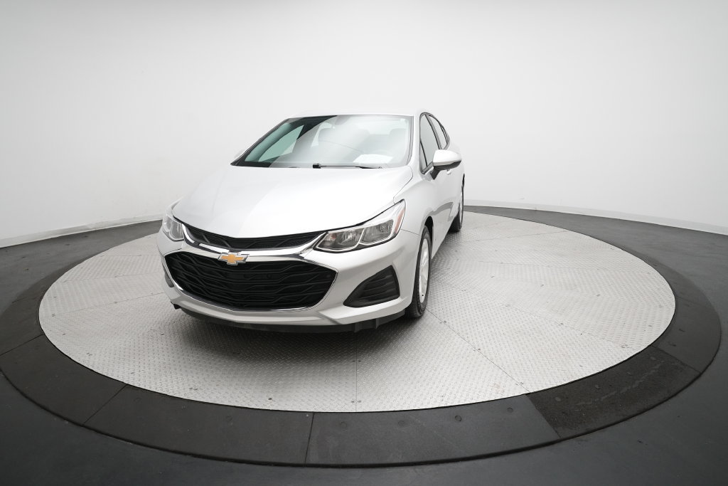 Used 2019 Chevrolet Cruze LS w/ LS Convenience Package FWD image 22