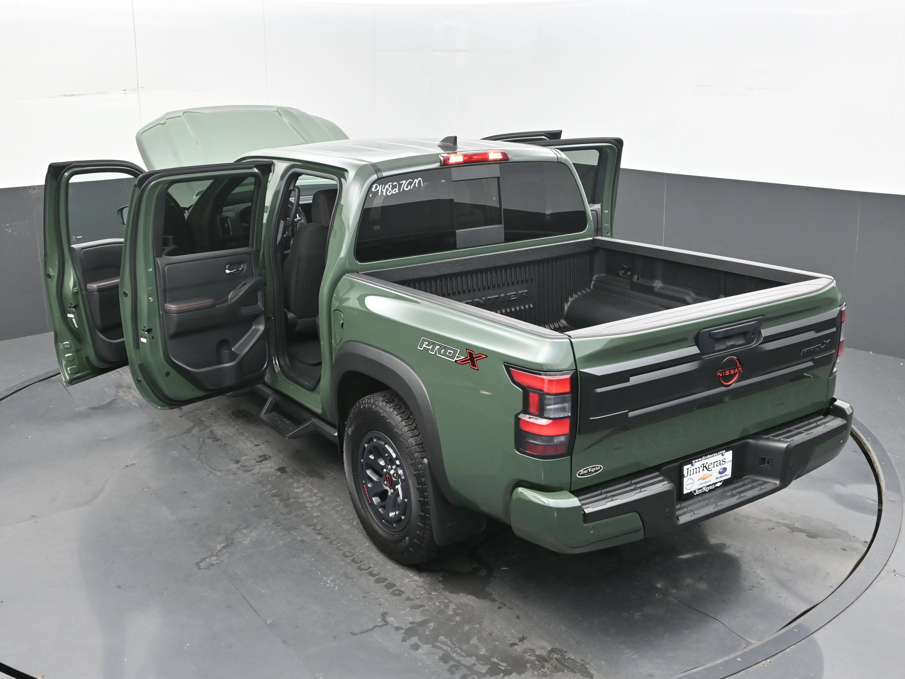 Used 2025 Nissan Frontier Pro-X RWD image 40