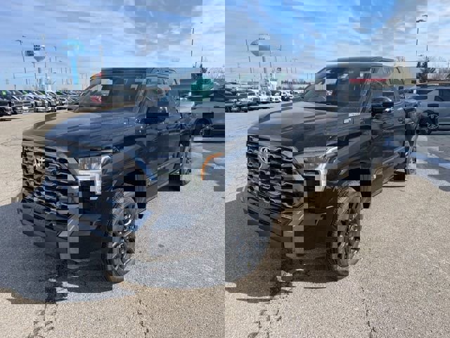 New 2026 Toyota Tundra Platinum image 3