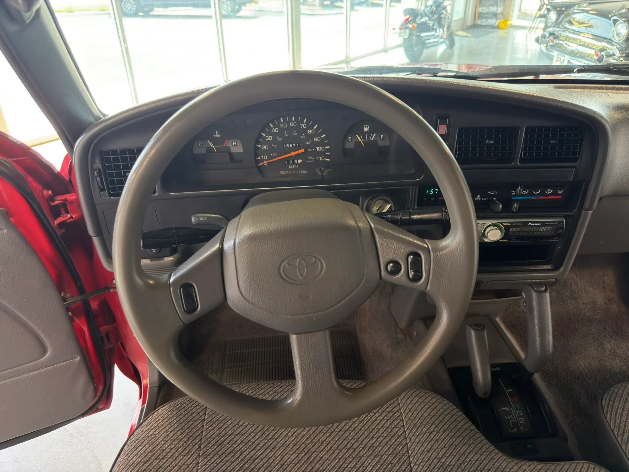 Used 1993 Toyota Pickup Deluxe AWD/4WD image 11