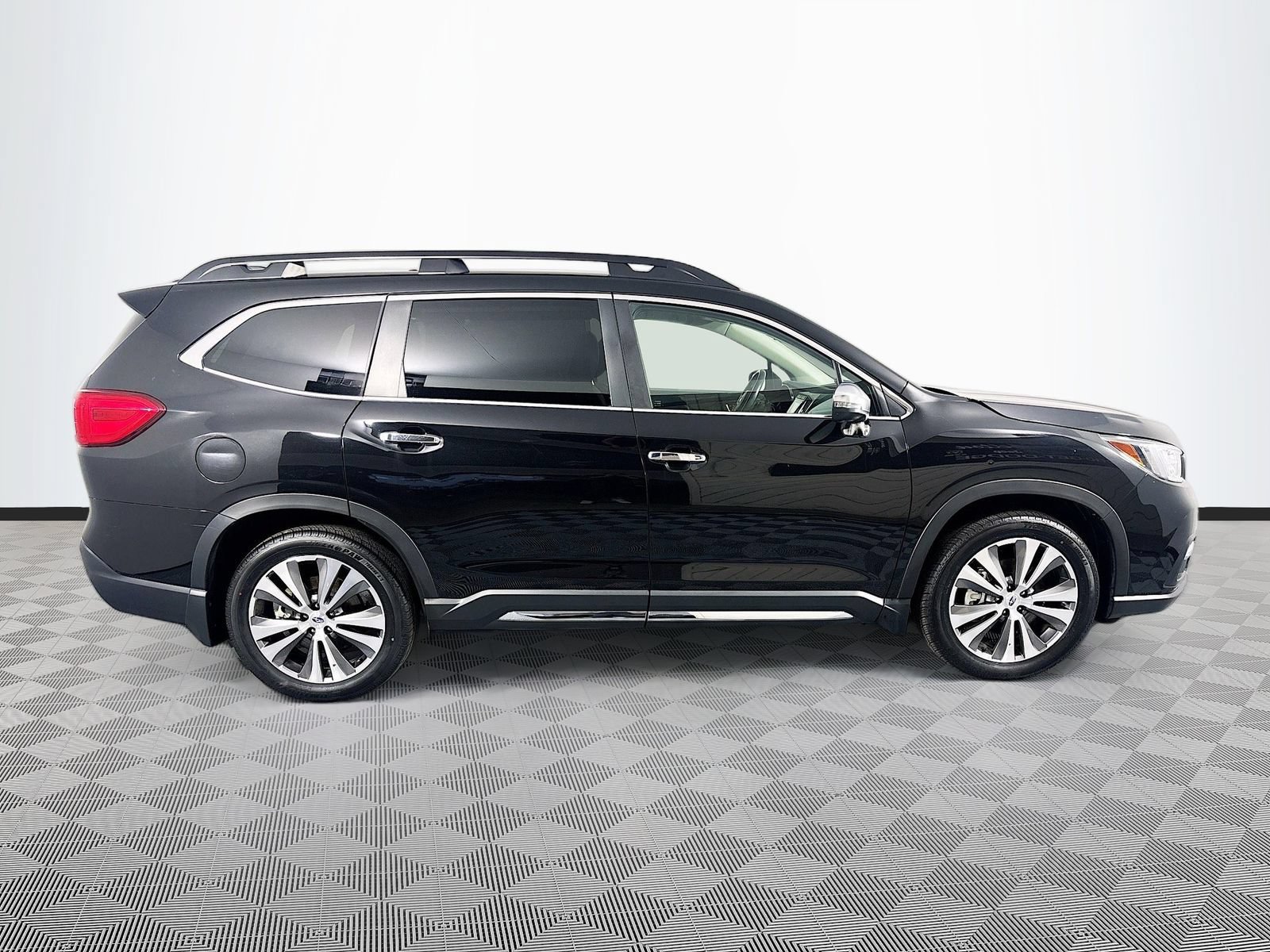Used 2022 Subaru Ascent Touring AWD/4WD image 8