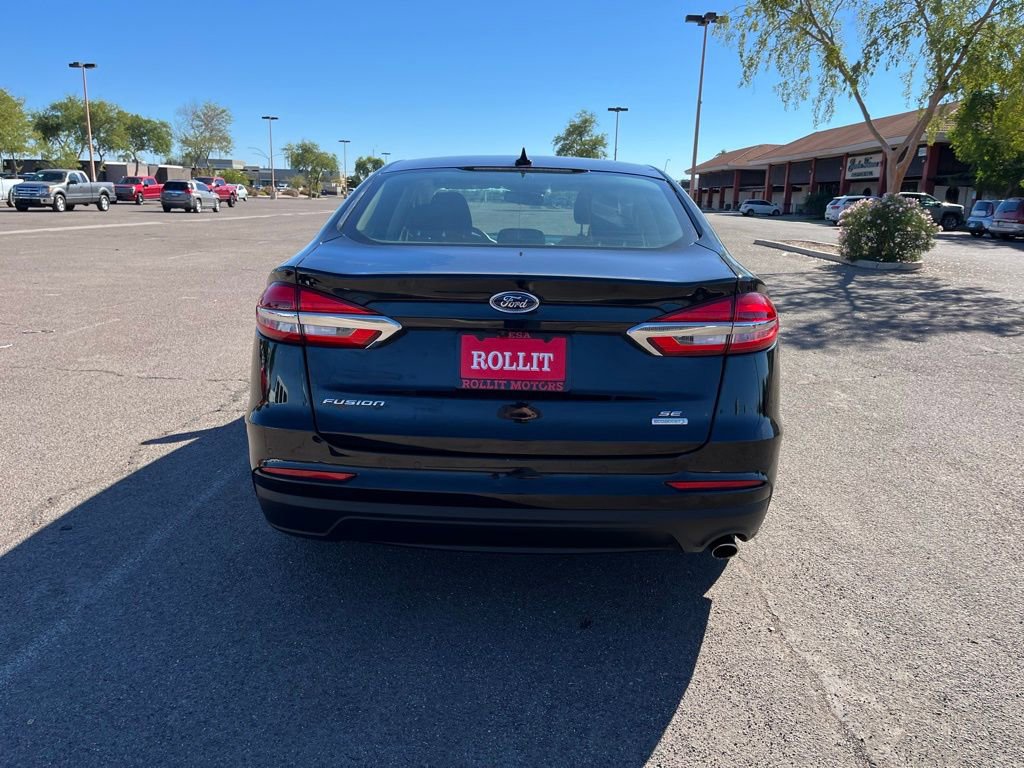 Used 2019 Ford Fusion SE image 7