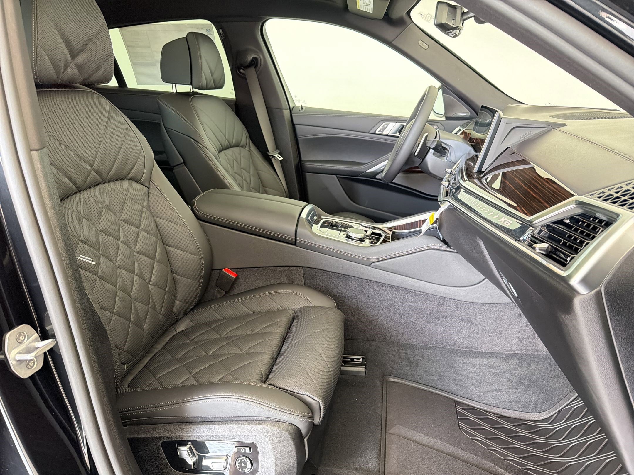 New 2026 BMW X6 xDrive40i image 31