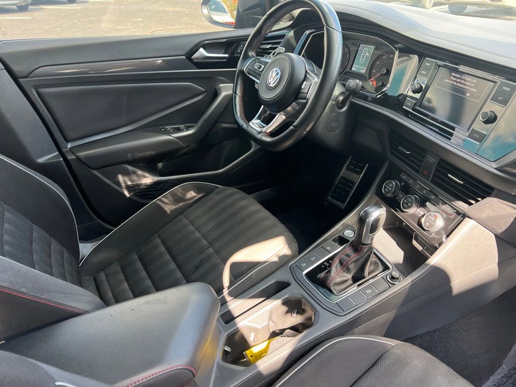 Used 2020 Volkswagen Jetta GLI FWD image 29