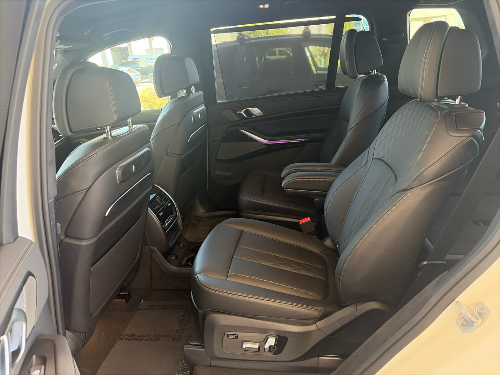 New 2026 BMW X7 M60i AWD/4WD image 15