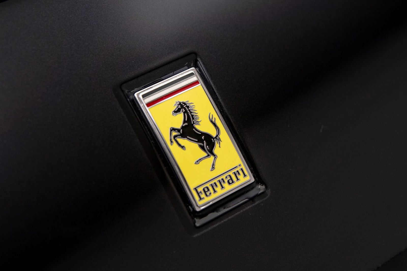 Used 2025 Ferrari 12Cilindri RWD image 30