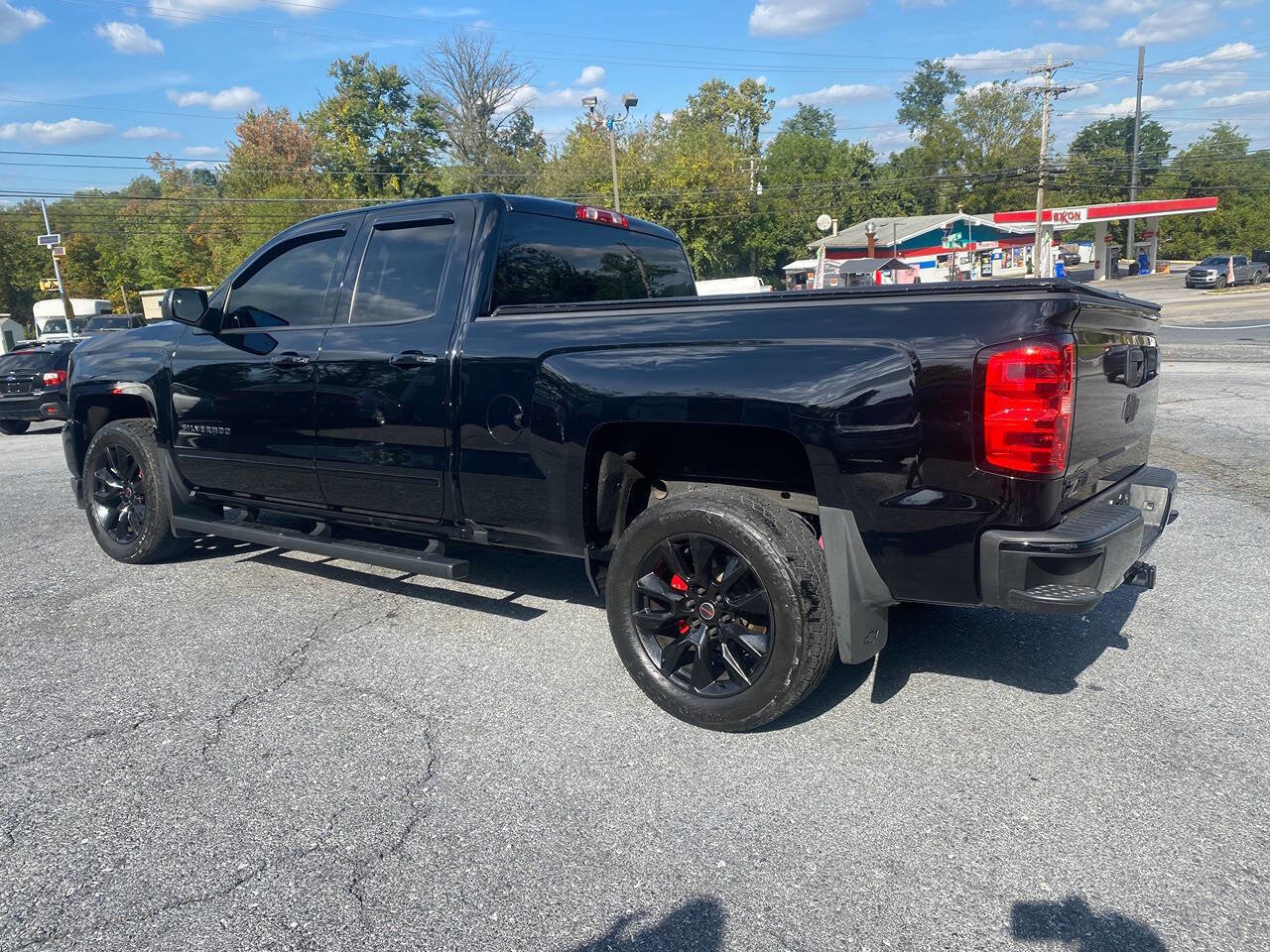 Used 2018 Chevrolet Silverado 1500 LT w/ All Star Edition image 8