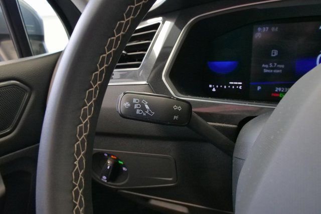 Used 2022 Volkswagen Tiguan SE image 27