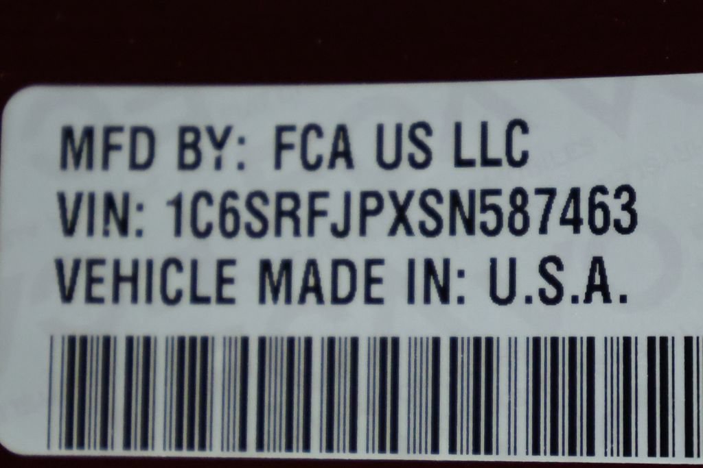 Used 2025 RAM 1500 Laramie AWD/4WD image 46