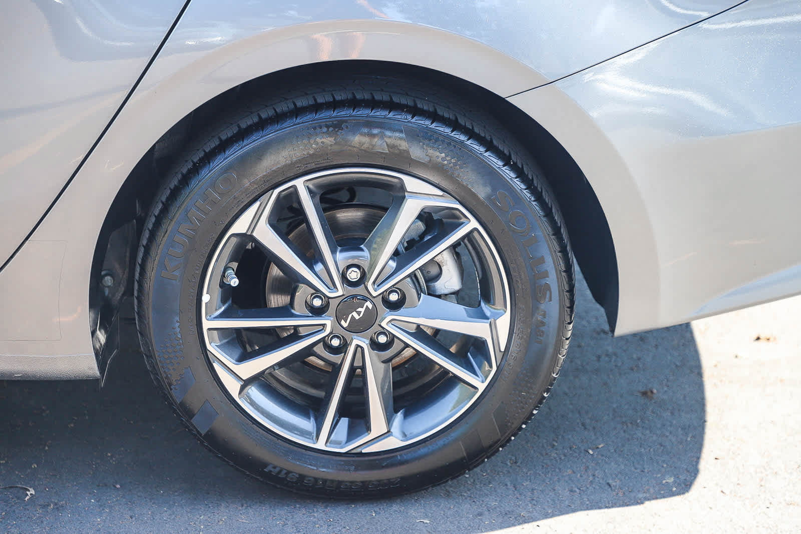 Used 2023 Kia Forte LXS FWD image 10