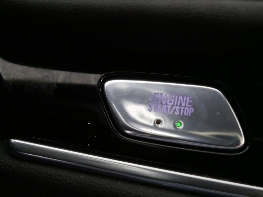 Used 2024 Buick Enclave Avenir w/ Avenir Technology Package image 27