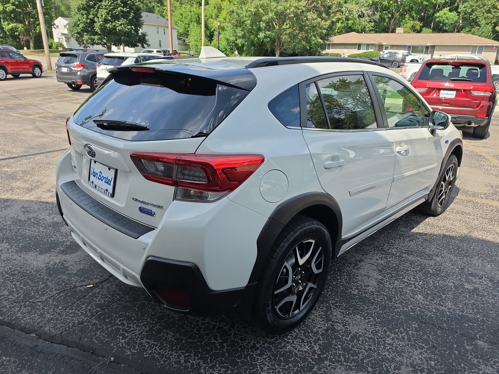 Used 2022 Subaru Crosstrek Hybrid AWD/4WD image 5