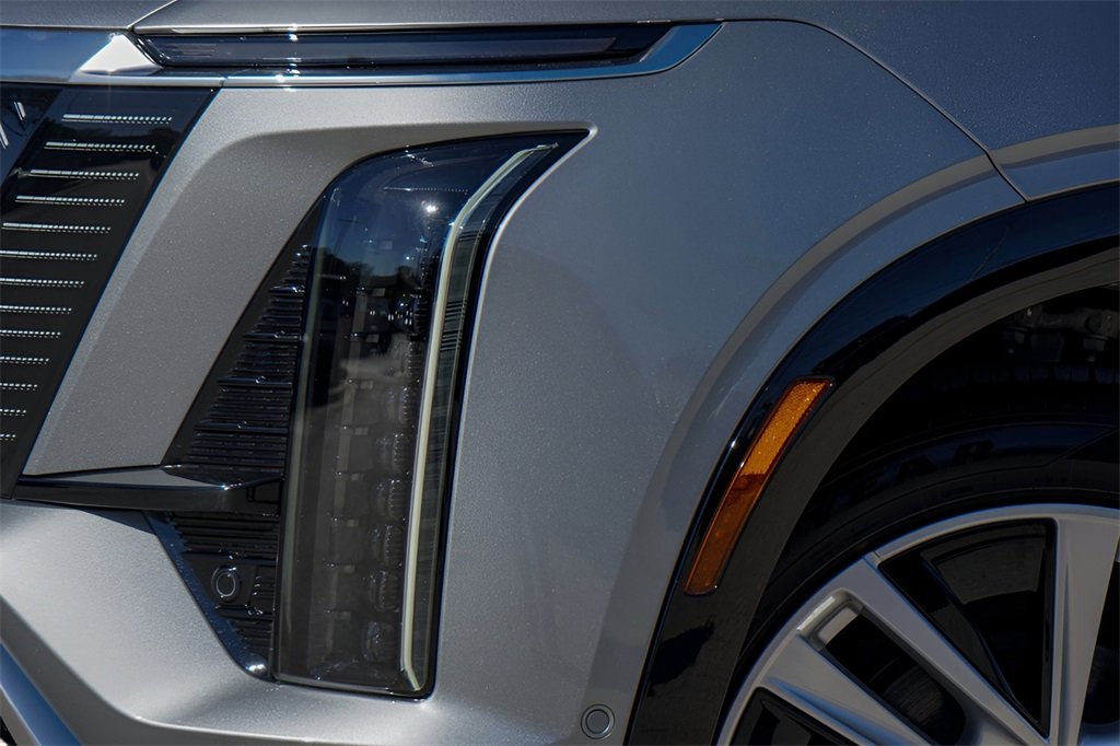 New 2026 Cadillac Vistiq Luxury image 3