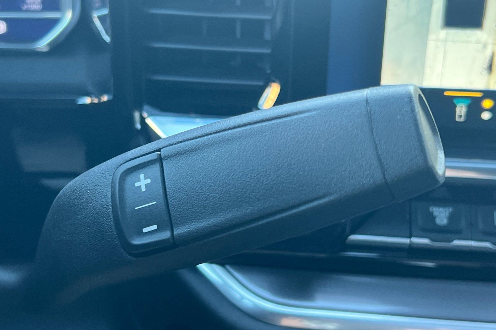 Used 2025 Chevrolet Silverado 2500 High Country w/ High Country Premium Package image 20