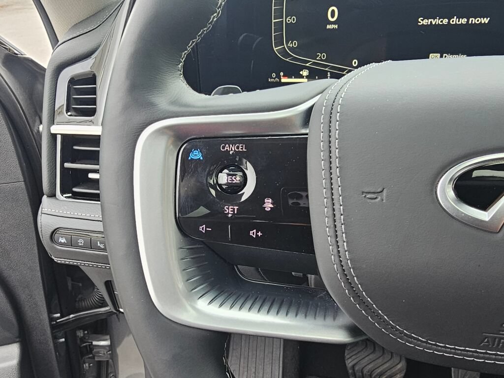 Used 2025 INFINITI QX80 Sensory AWD/4WD image 32