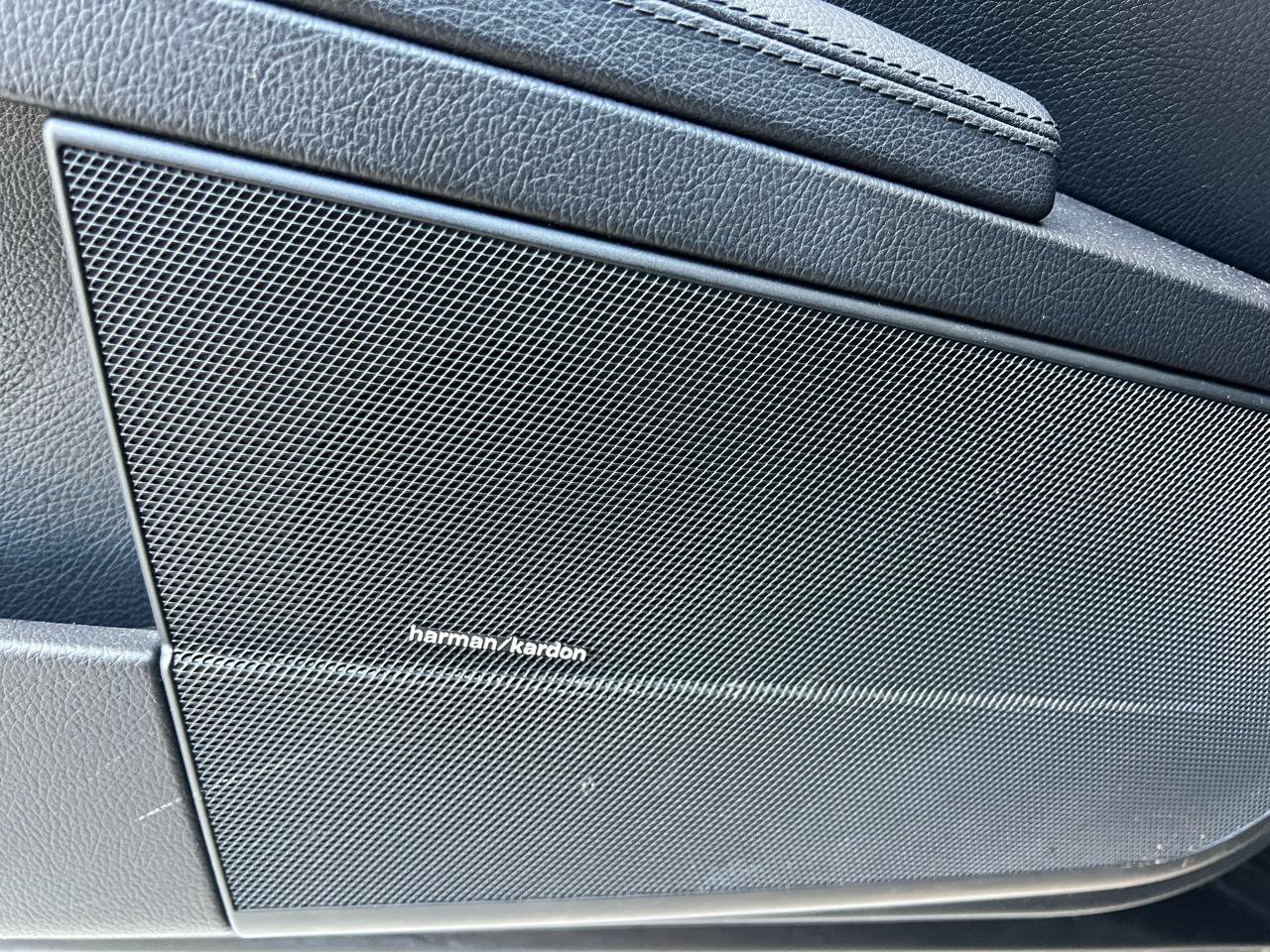 Used 2011 Mercedes-Benz S 550 4MATIC image 28