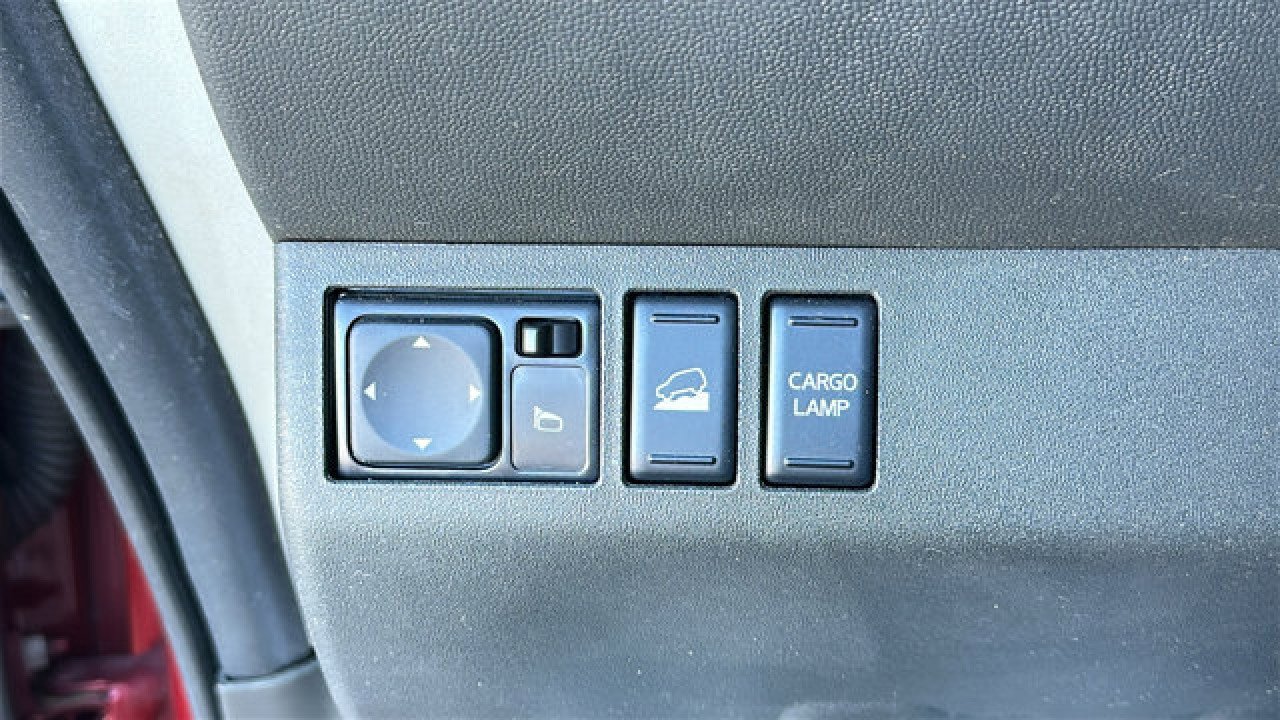 Certified 2020 Nissan Frontier PRO-4X w/ Pro-4x Utility Package image 17