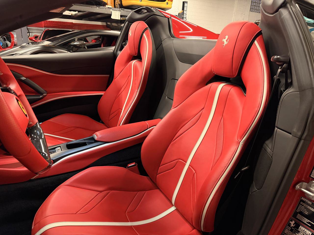 Used 2023 Ferrari 812 GTS RWD image 18