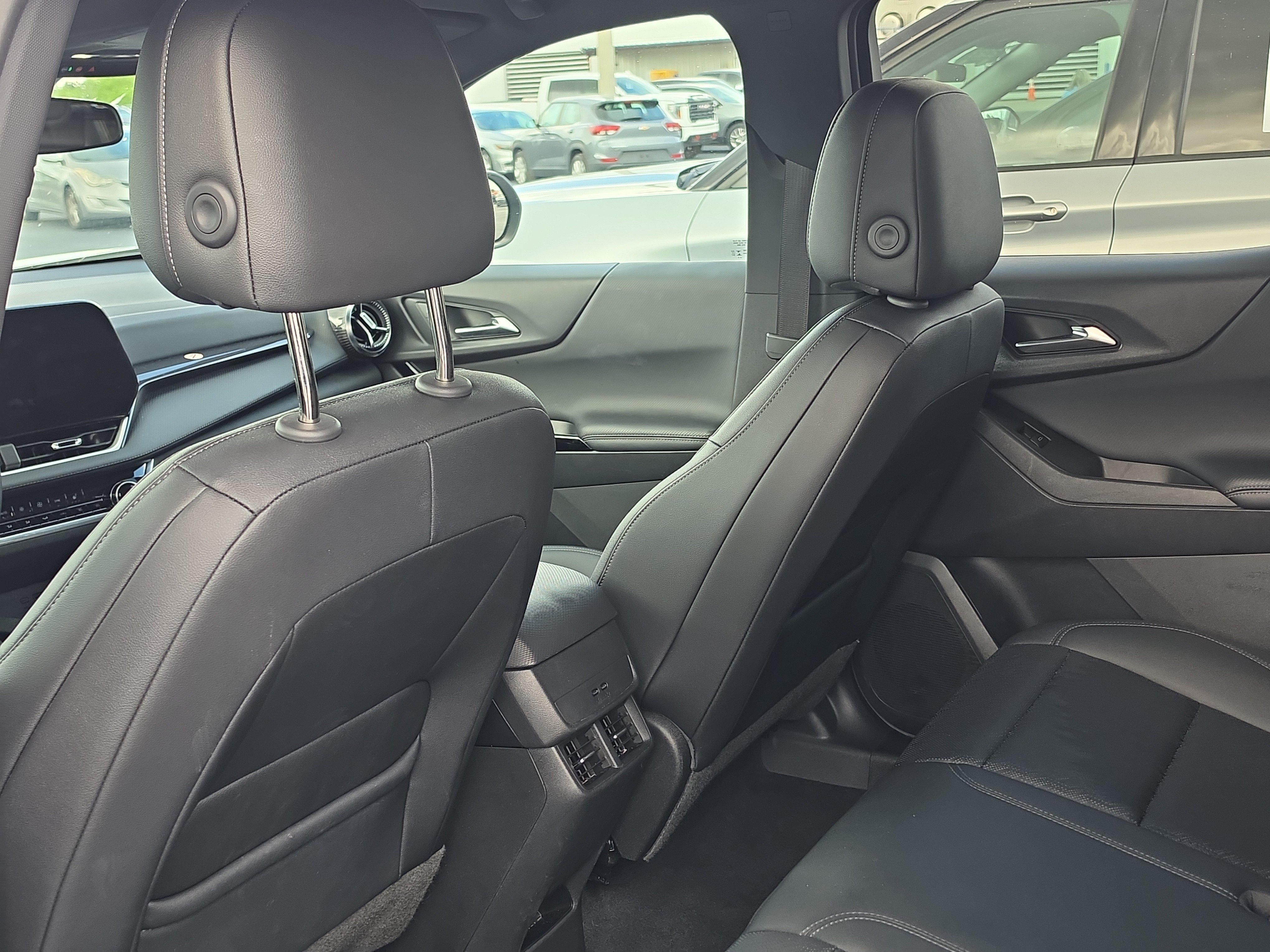 Certified 2026 Chevrolet Equinox LT w/ Convenience Package II FWD image 6