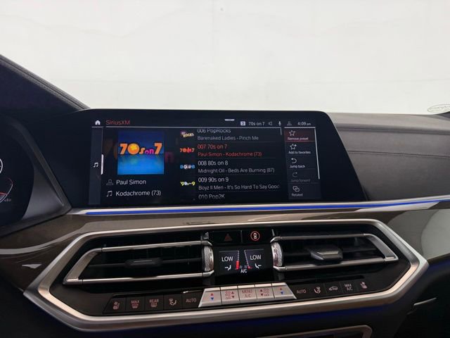 Used 2021 BMW X5 M50i w/ Premium Package image 28