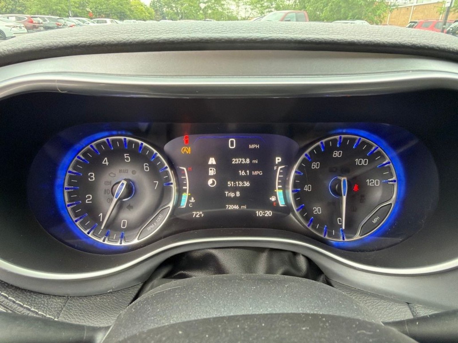 Used 2020 Chrysler Pacifica Limited w/ Advanced Safetytec Group FWD image 17