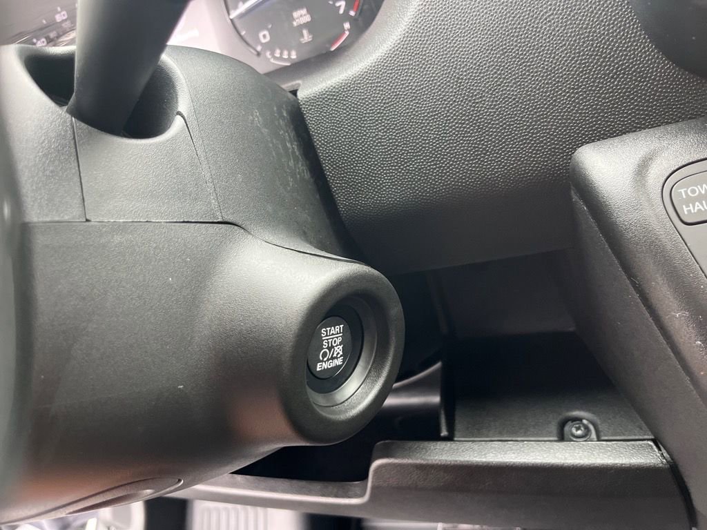 Used 2025 RAM ProMaster 2500 w/ Convenience Group image 32