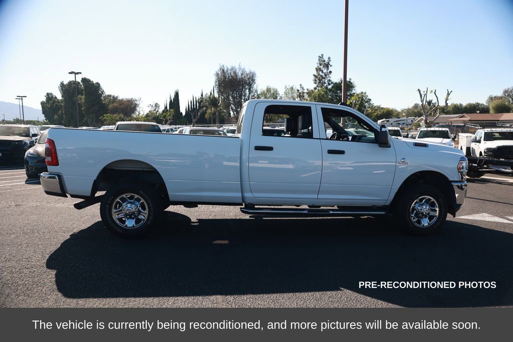 Used 2024 RAM 2500 Tradesman w/ Chrome Appearance Group image 7