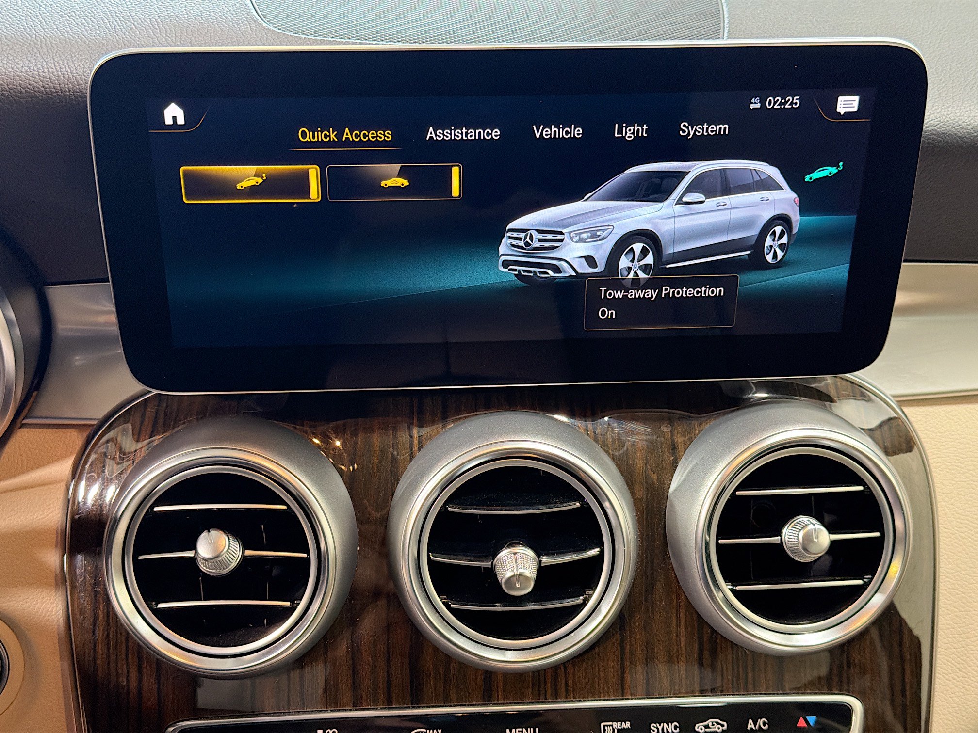 Used 2022 Mercedes-Benz GLC 300 image 29