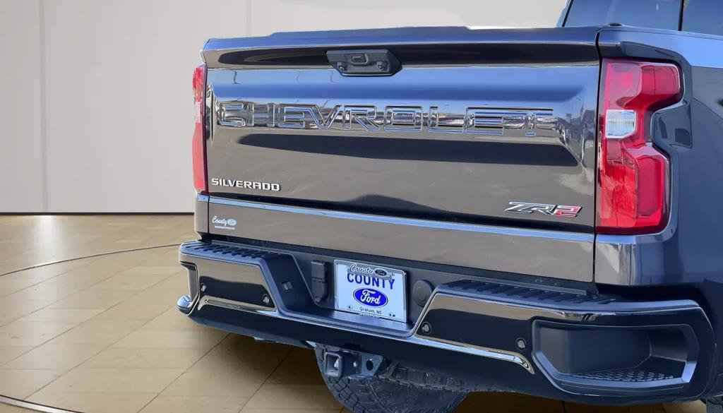 Used 2022 Chevrolet Silverado 1500 ZR2 w/ Technology Package image 44