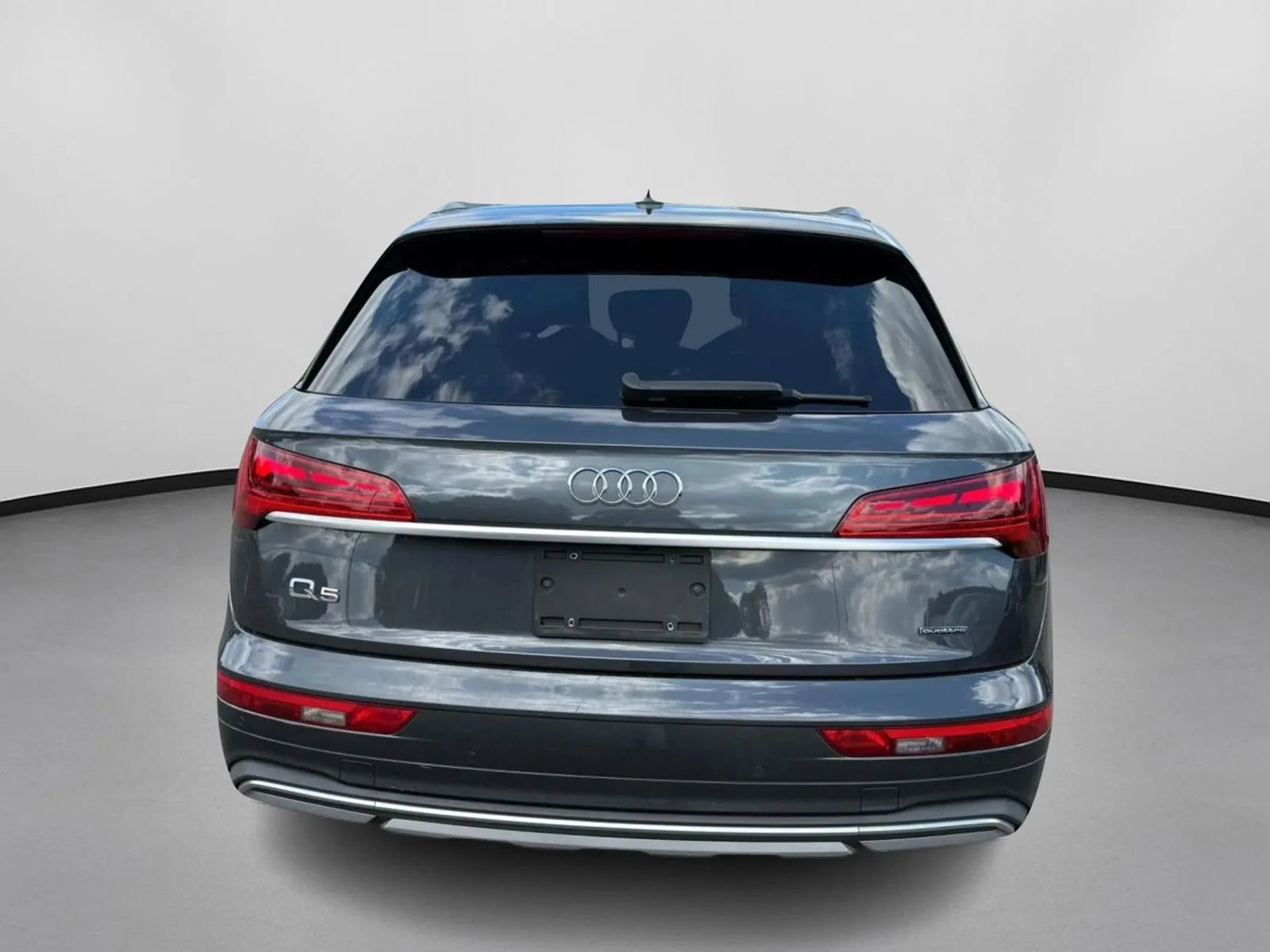 Used 2021 Audi Q5 2.0T Premium Plus w/ Premium Plus Package AWD/4WD image 5