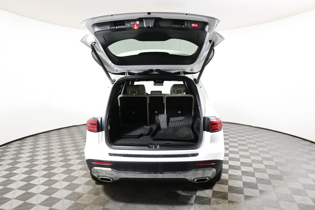 Certified 2024 Mercedes-Benz GLB 250 image 37