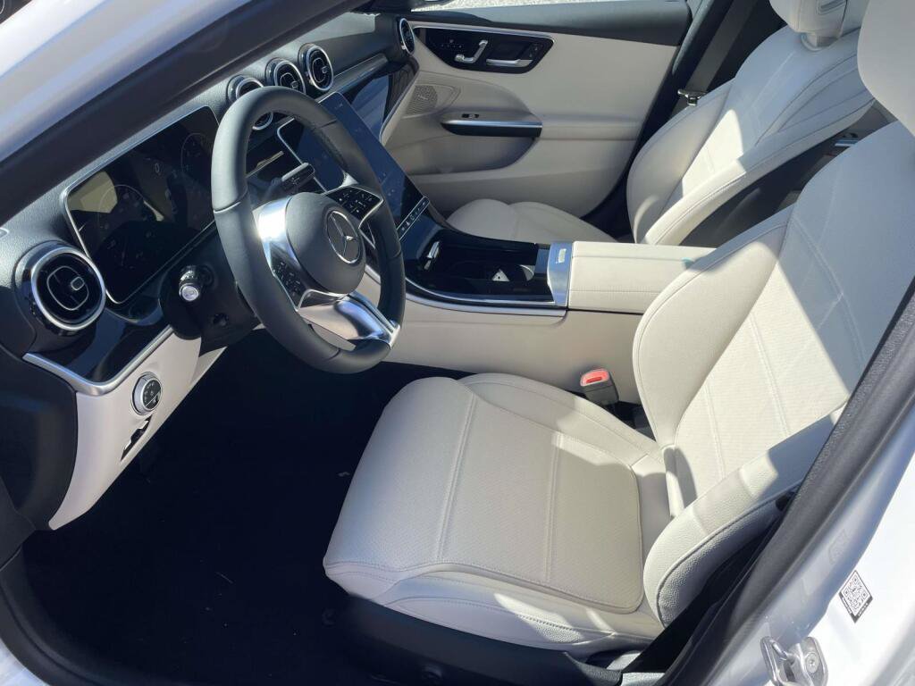 New 2026 Mercedes-Benz C 300 4MATIC Sedan image 15
