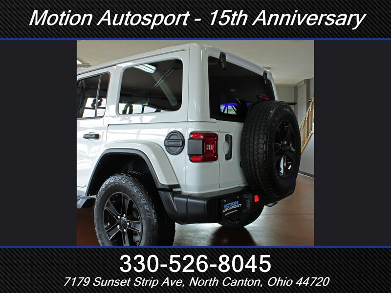 Used 2023 Jeep Wrangler Unlimited Sahara AWD/4WD image 8