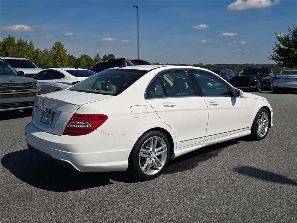 Used 2014 Mercedes-Benz C 250 Sedan image 3