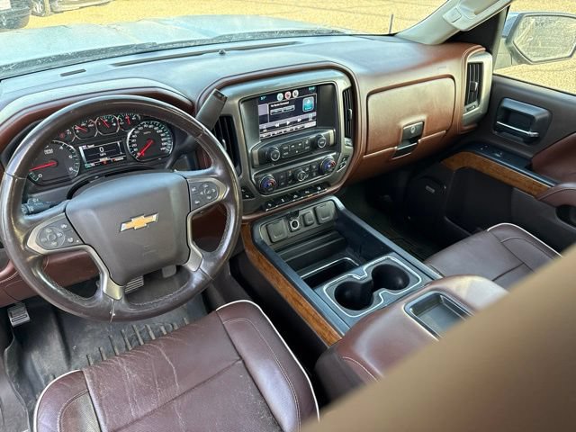 Used 2015 Chevrolet Silverado 1500 High Country w/ High Country Premium Package AWD/4WD image 22