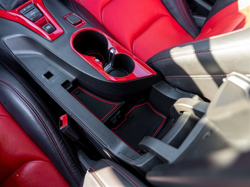 Used 2021 Chevrolet Camaro SS RWD image 38