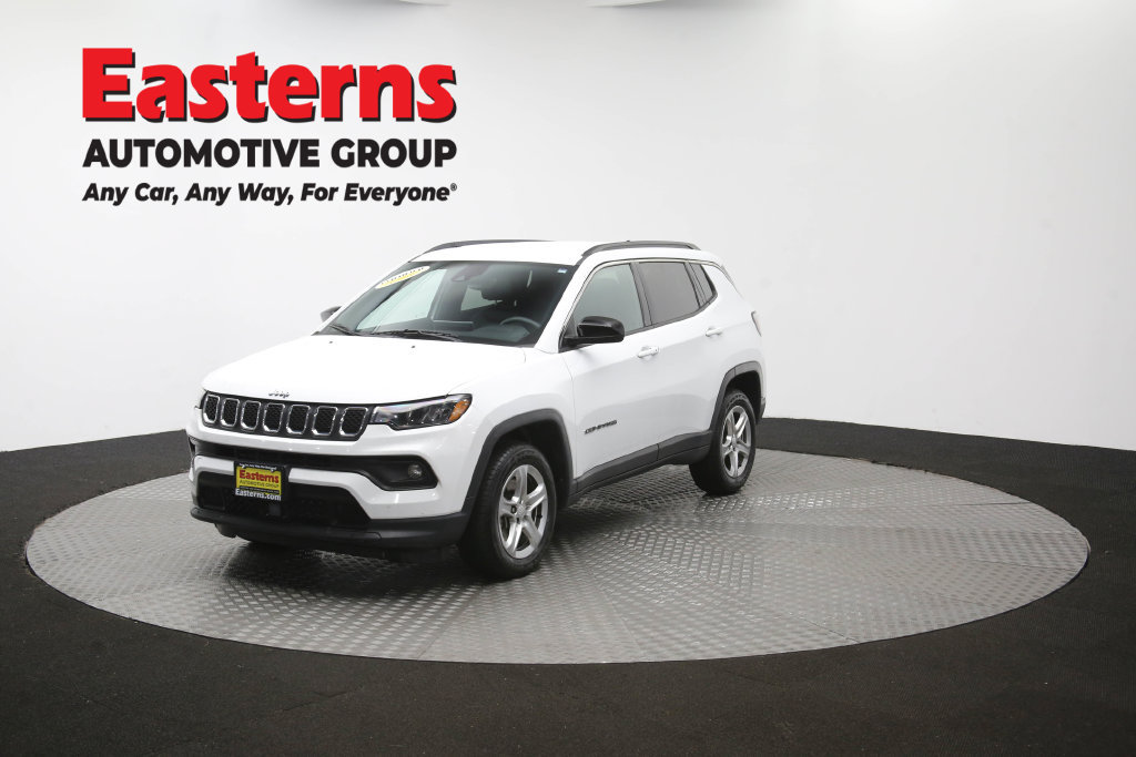Used 2024 Jeep Compass Latitude AWD/4WD image 54