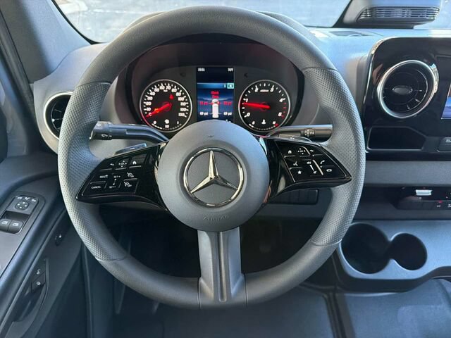 New 2026 Mercedes-Benz Sprinter 2500 image 12