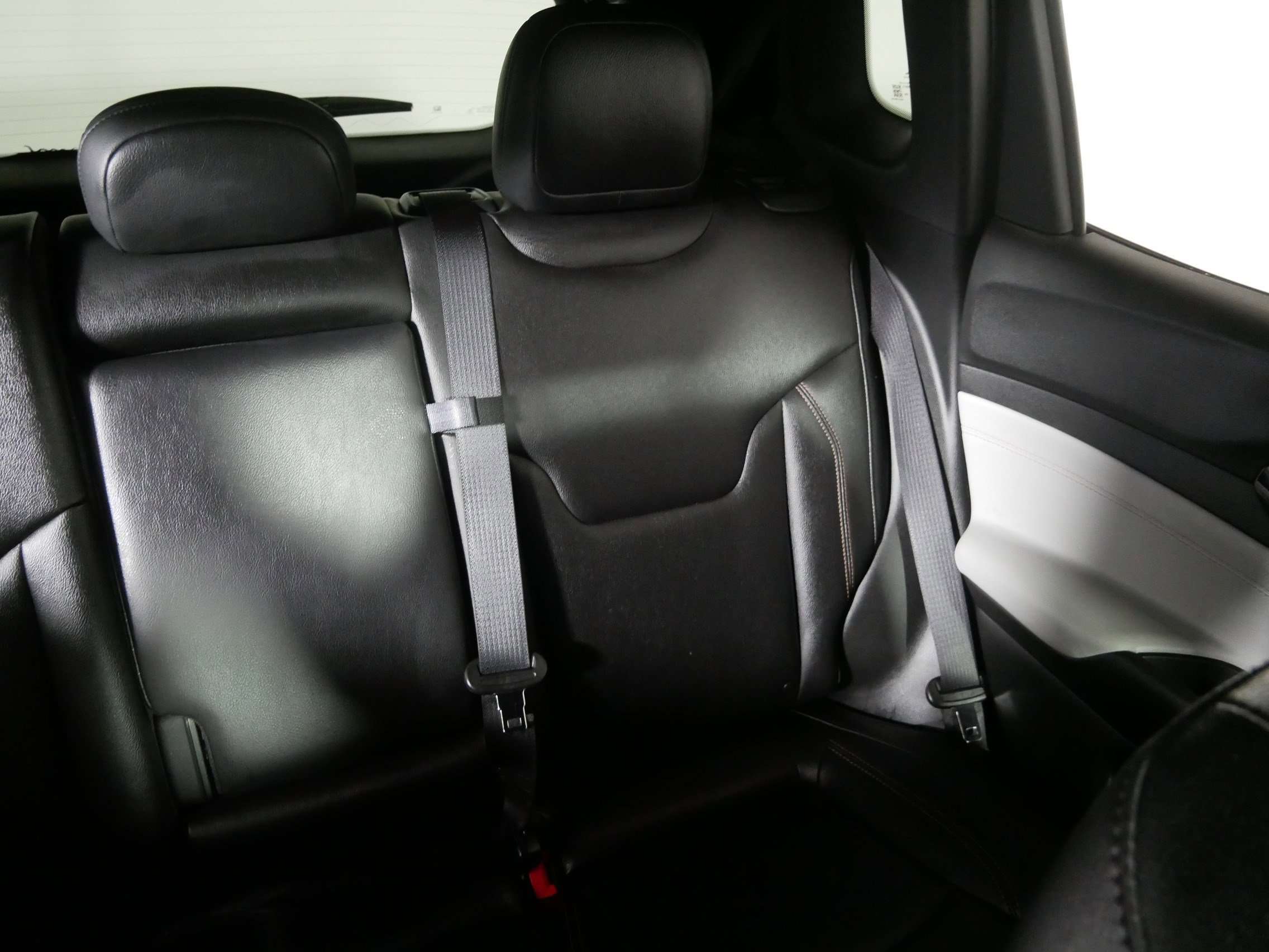 Used 2024 Jeep Compass Limited image 14