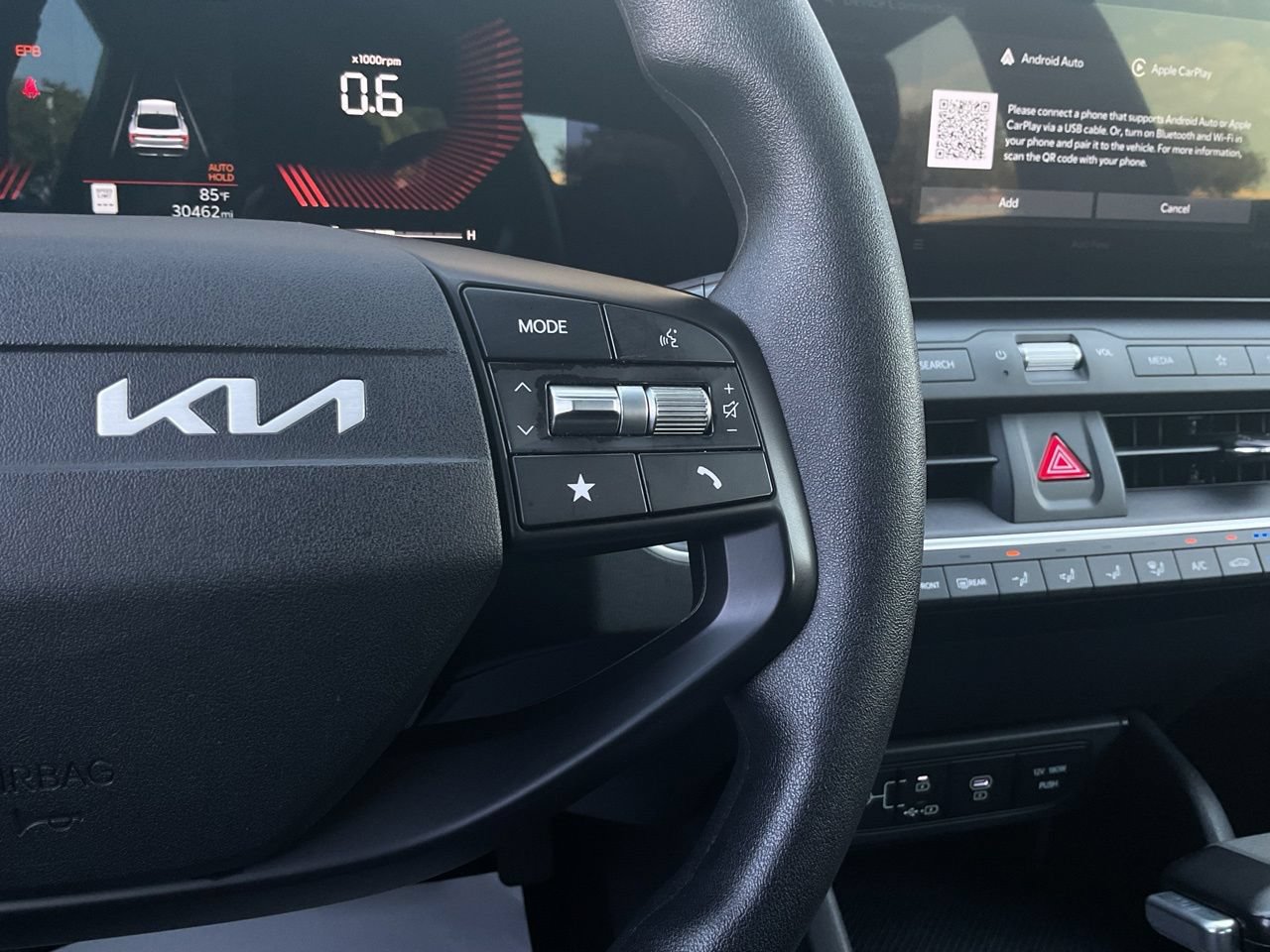 Used 2025 Kia K4 FWD image 35