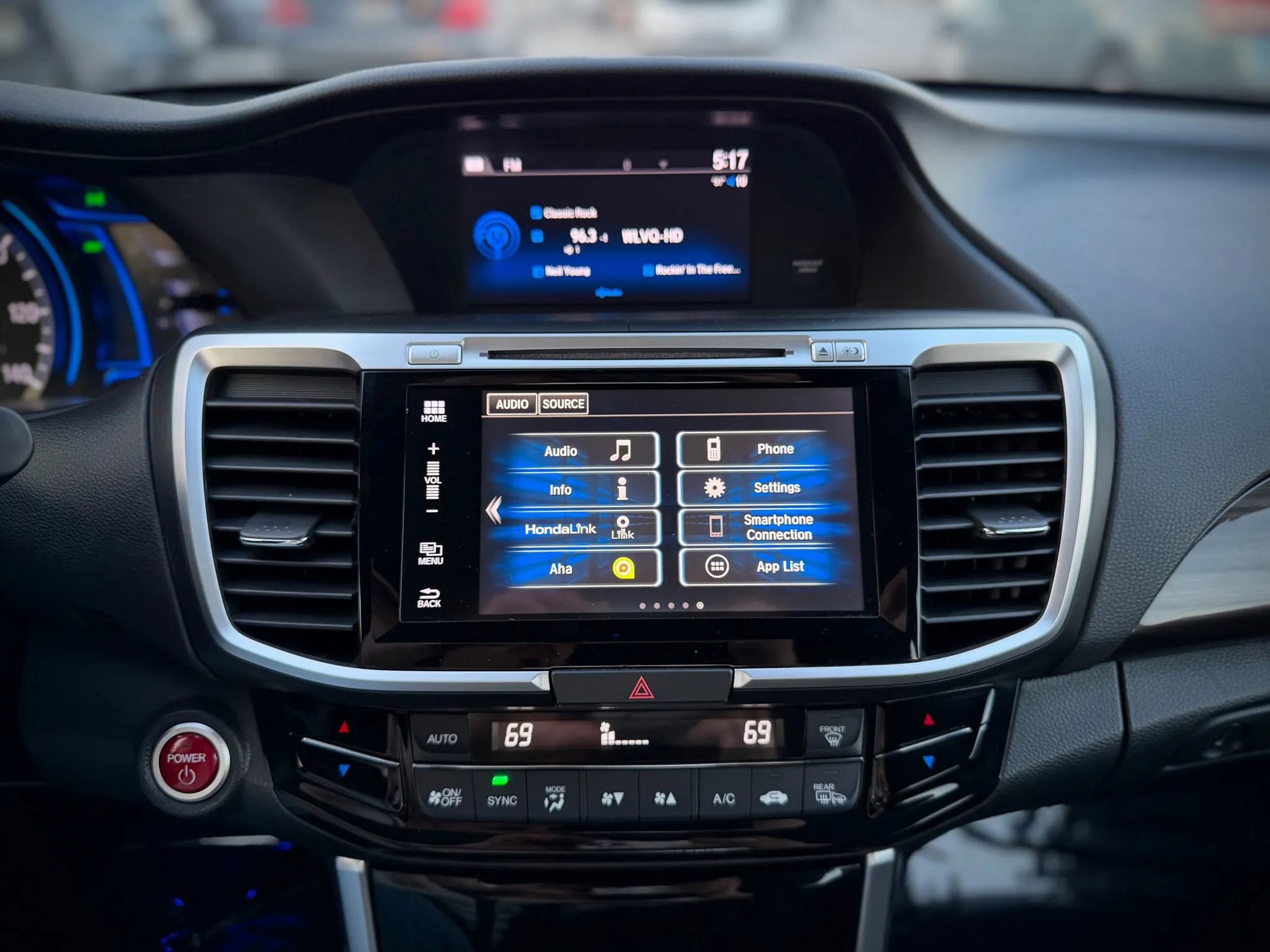 Used 2017 Honda Accord EX-L image 17