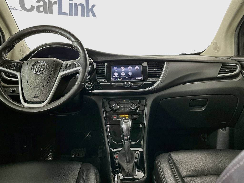 Used 2021 Buick Encore Preferred AWD/4WD image 25