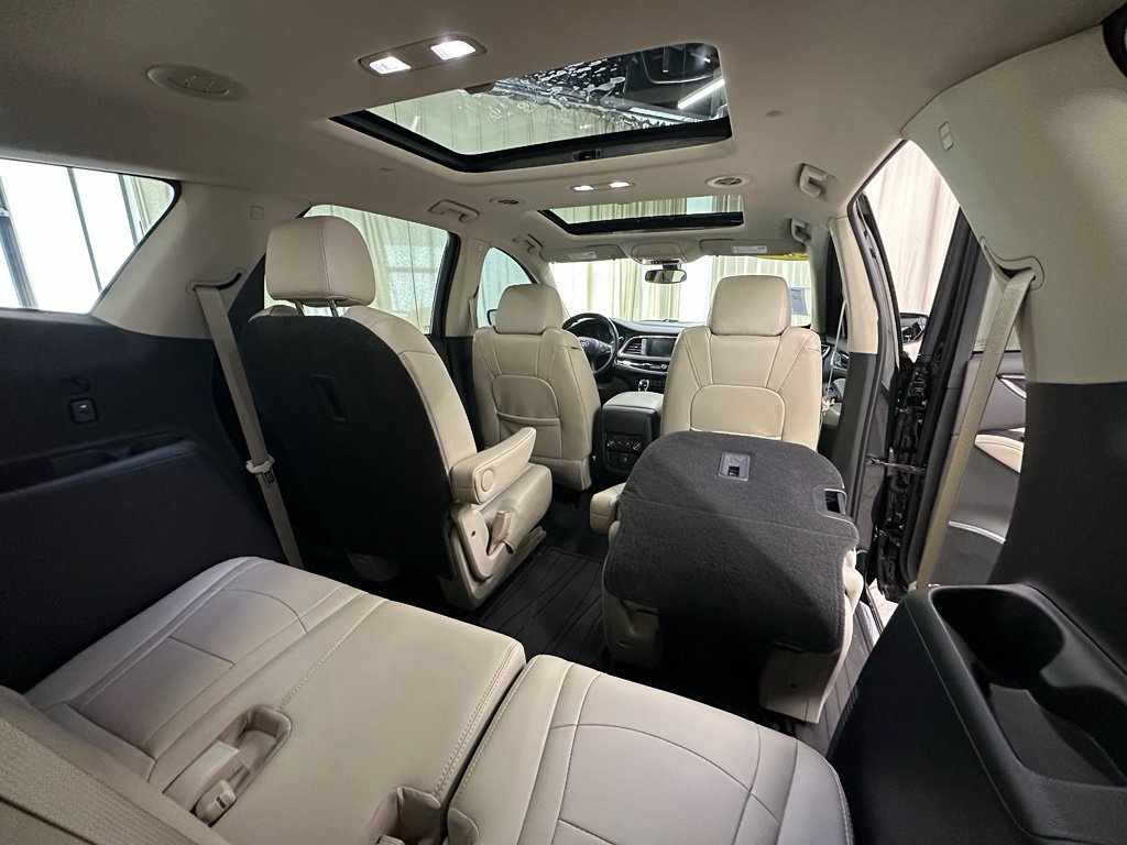 Used 2020 Buick Enclave Essence w/ Sport Touring Edition image 21